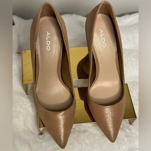 NWB! Aldo Shimmering Pinkish Brown Heels